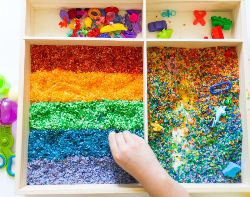 How to Make Sensory Bins for Toddlers (and Big Kids!)